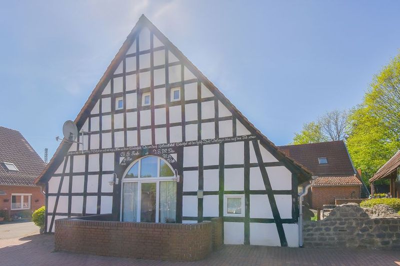 Attraktives Immobilienpaket: Vollvermietetes Mehrfamilienhaus & Einfamilienhaus!